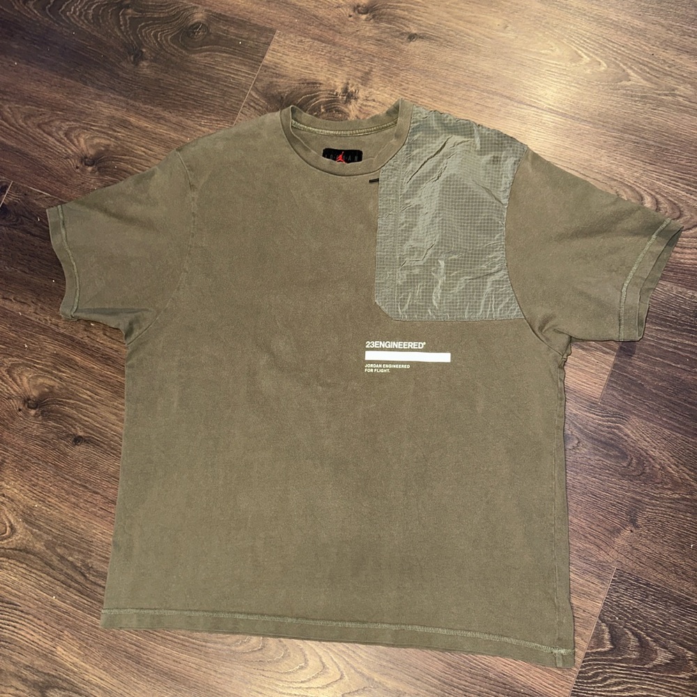 Jordan “23ENGINEERED” Utility Pocket Tee – Olive